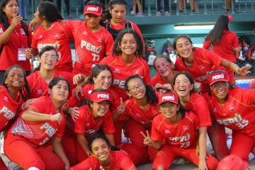 Perú venció 2-1 a Brasil e irá por la clasificación a la Super Ronda del I Panamericano de Softbol U15