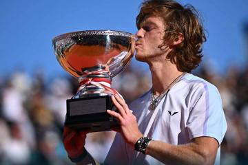 Rublev se quedó con el título de Montecarlo