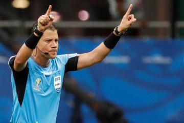 Carrillo: "Los árbitros pudieron analizar clips de disputas y goles que son importantes para aplicar el VAR"