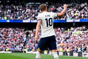 Harry Kane se convirtió en el segundo goleador de la Premier League