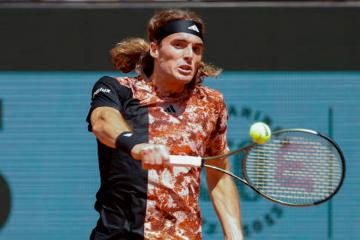 Tsitsipas se metió a tercera ronda de Roland Garros