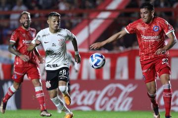Argentinos Jrs. igualó con Corinthians y sigue liderando en la Copa Libertadores