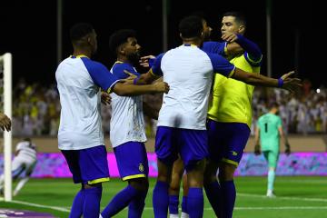Al Nassr venció a Al Ta’ee y acortó distancias en la carrera por el título
