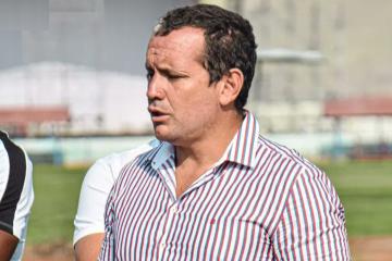 Meza Cuadra: “Esperemos que la próxima semana podamos cerrar con un nuevo comando técnico”