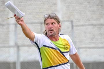 Carlos Desio no continuará en Alianza Atlético