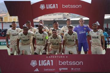 Requena: "Lastimosamente nos quedamos con un empate que no queríamos"