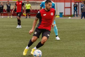 Joel Sánchez: "Tenemos que ser autocríticos, los últimos minutos los estamos sufriendo"