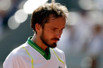 Medvedev fue eliminado en primera ronda en Roland Garros