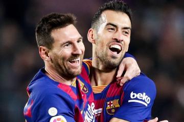Messi a Busquets: "En la cancha siempre con el 5 pero como jugador y como persona eres un 10"