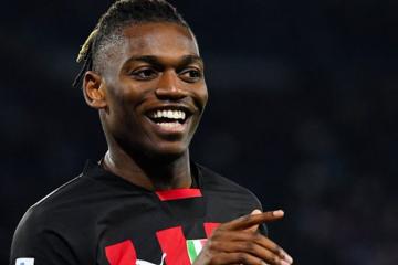 AC Milan asegura a Rafael Leao con cláusula de 175 millones de euros