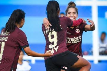 🔴#ENVIVO | 'U' golea en Cutervo en el fútbol femenino