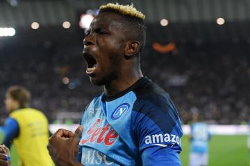 Victor Osimhen: “No es el momento adecuado para hablar de mi futuro”