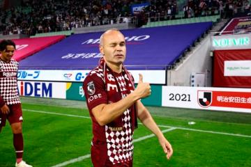 ¿Andrés Iniesta en la mira de Argentinos Juniors?