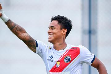 Christopher Olivares es convocado de emergencia para la gira asiática