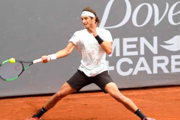 Conner Huertas del Pino perdió por 2-0 con el español Sánchez y se despide de abierto en Francia