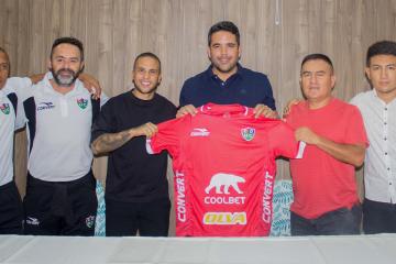 Unión Comercio presentó a Daniel Farías como su nuevo entrenador