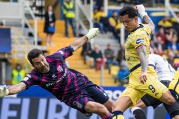 Lapadula quedó enfocado en la vuelta ante Parma