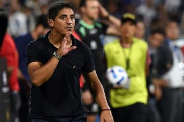 Salas: “A todo el plantel de jugadores mis respetos”