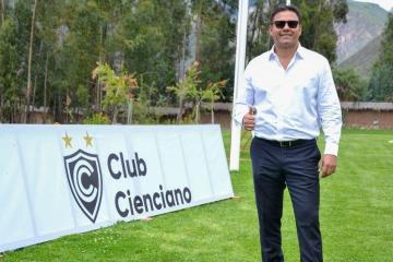 Ludeña: "Tenemos un solo objetivo, que es ganarlo todo"