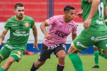 Salcedo: “Hasta la expulsión era un partido parejo”