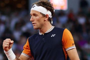 Ruud venció a Rune y avanzó a semifinales en Roland Garros