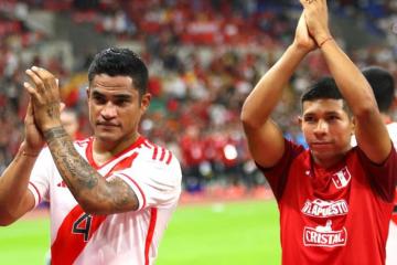 Atlas felicitó a Santamaría tras victoria frente a Corea