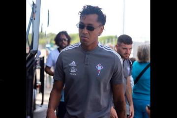 Renato Tapia estaría firmando por el Olympique de Lyon