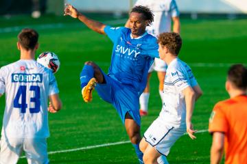 André Carrillo fue titular en triunfo del Al-Hilal en amistoso ante el Gorica
