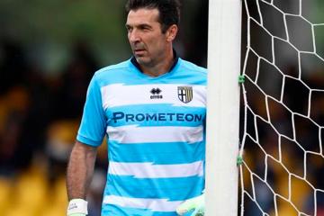 Buffon analiza colgar los guantes
