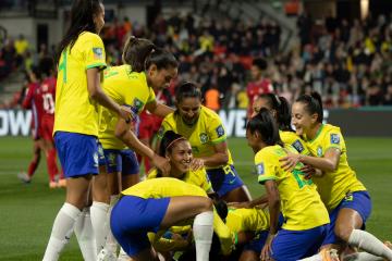 ¡Goleada de la 'Canarinha'! Brasil debutó con pie derecho en Mundial de fútbol femenino