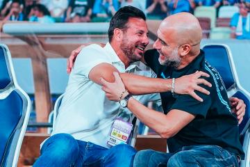 Pizarro y Guardiola compartieron en amistoso del Bayern y Manchester City