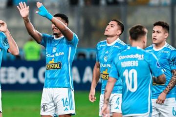 Chávez: "Quedan 90 minutos y confío mucho en mi equipo"