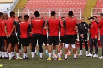 Carlos Ramacciotti dirigió su primer entrenamiento en UTC