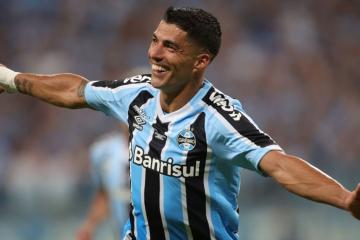 Luis Suárez llegó a un acuerdo con Gremio para adelantar un año el fin de su contrato