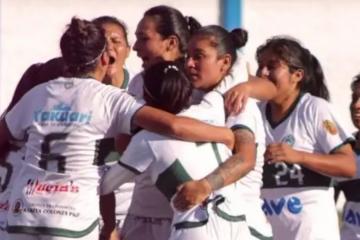 Defensores goleó por 4-0 a la U. César Vallejo por la liga femenina