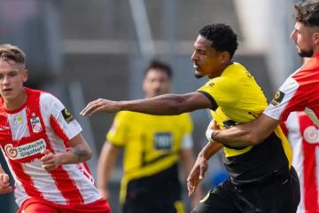 Borussia Dortmund derrotó por 2-1 a Erfurt en partido amistoso