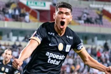 (VIDEO) Jesús Castillo renovó con Alianza Lima hasta 2026