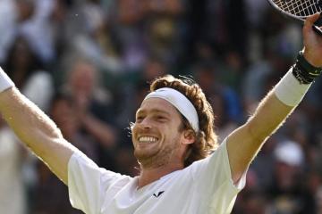 Rublev accedió a cuartos de final en Wimbledon
