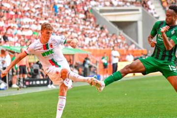 ¡Catarata de goles! Augsburgo y Borussia M'gladbach igualaron 4-4 en Bundesliga