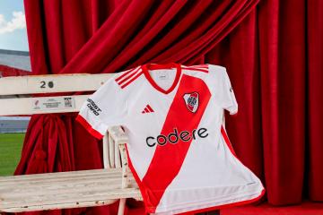 (FOTOS) River Plate presentó su nueva piel que será estrenará este domingo