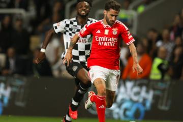 Benfica perdió ante Boavista en el inicio de la liga portuguesa