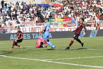 Di Benedetto: "Nos vamos con mucha bronca; todavía queda mucho"