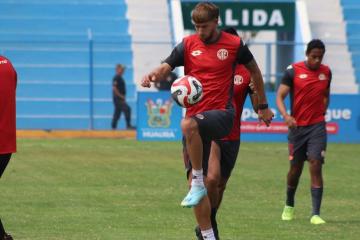 Gentile: "Tenemos muchas armas para hacerle daño a Alianza"