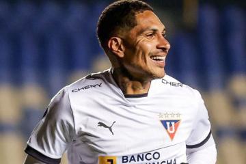 Paolo Guerrero fue convocado para duelo ante Sao Paulo en la Sudamericana