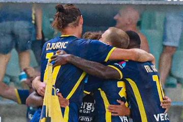 Verona sorprendió a Roma