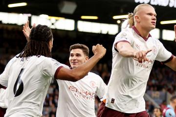 Manchester City inició su defensa del título con una goleada sobre Burnley