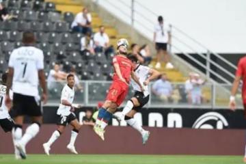 Con Castillo, Gil Vicente cayó por 2-1 con V. Guimaraes por la liga portuguesa