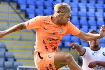 AFC Eskilstuna de Solano perdió por 3-0 con GAIS por el ascenso sueco
