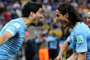 Luis Suárez y Edison Cavani no serían convocados por Bielsa en el inicio de las eliminatorias