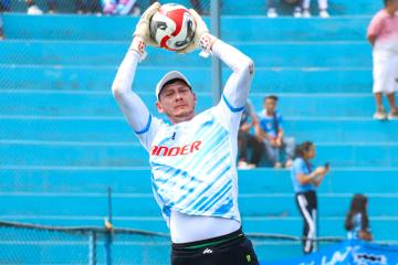 Penny: "Cristal fue muy superior; no nos salió nada bien"